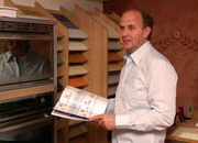 Bild "Startseite:johannes-arbeit.jpg"